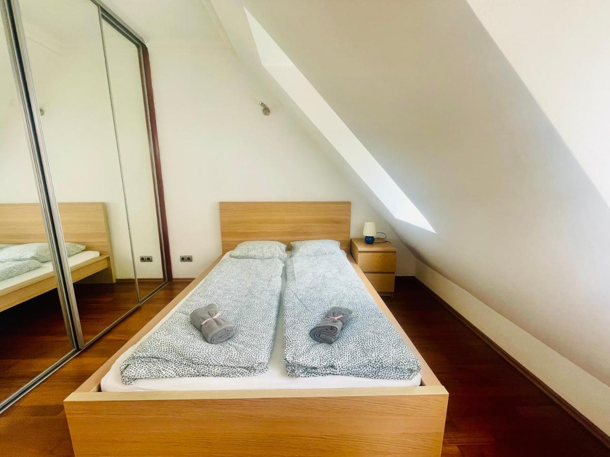 Sip 22 Apartamento Budapeste Exterior foto